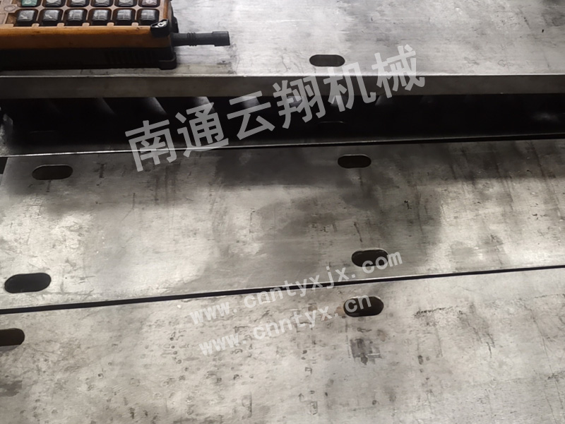 齒輪齒條式轉(zhuǎn)向器傳動(dòng)副的主動(dòng)件_云翔機(jī)械出口齒條廠(chǎng)